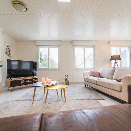 Ferienwohnung Le Gue Sourdeau: 150M² 5 Min From Futuroscope Chasseneuil-du-Poitou Exterior foto