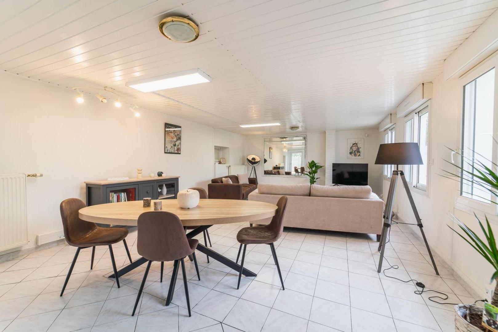 Ferienwohnung Le Gue Sourdeau: 150M² 5 Min From Futuroscope Chasseneuil-du-Poitou Exterior foto